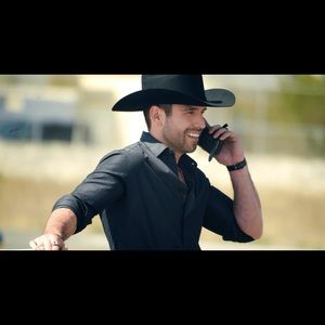 Meet your Posher, Alex